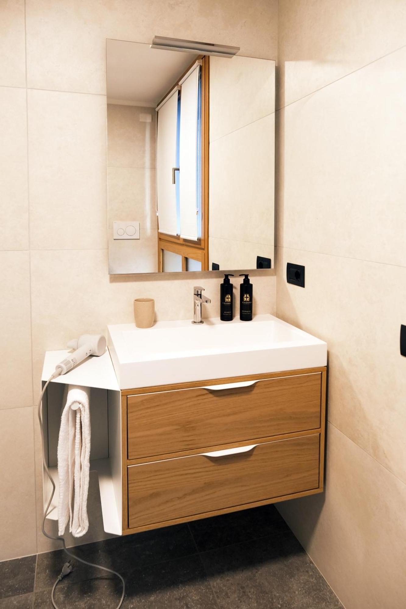 Comecasa Modern Terraced & Palestra Apartment Milánó Kültér fotó